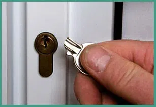 Springfield Locksmith Service Springfield, PA 610-973-5348 - 14-55-broken-key